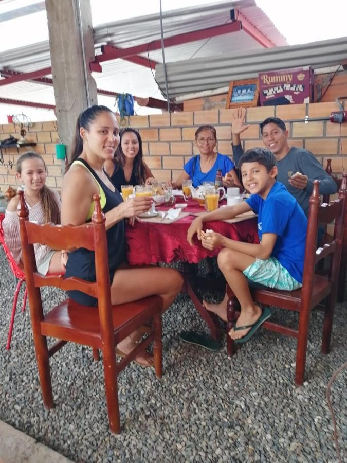 Flor Del Valle Posada Tarapoto Exterior foto